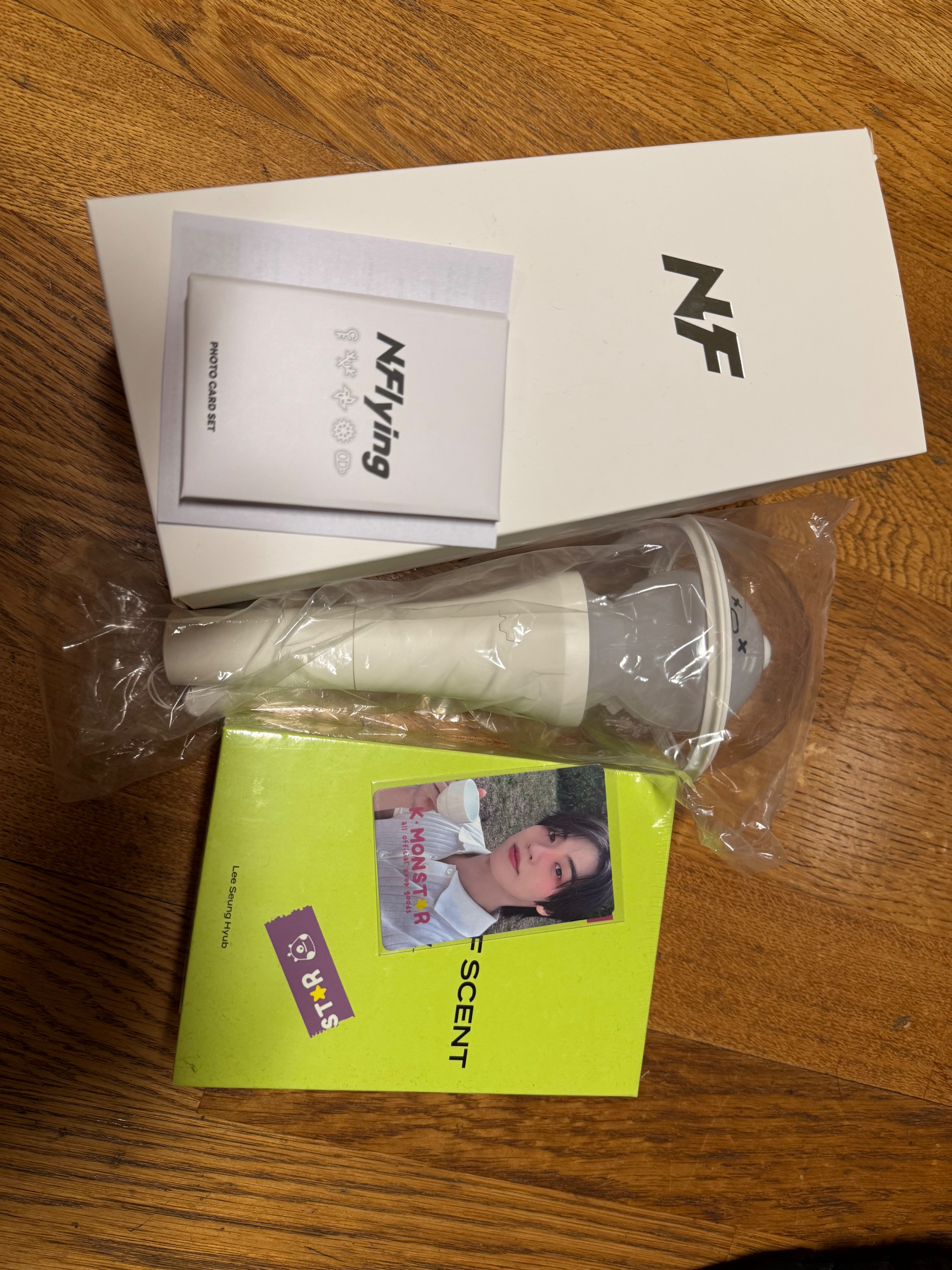 N.Flying 週邊