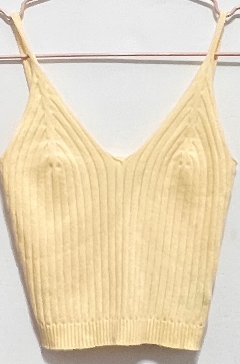 queenshop品牌的黃色背心