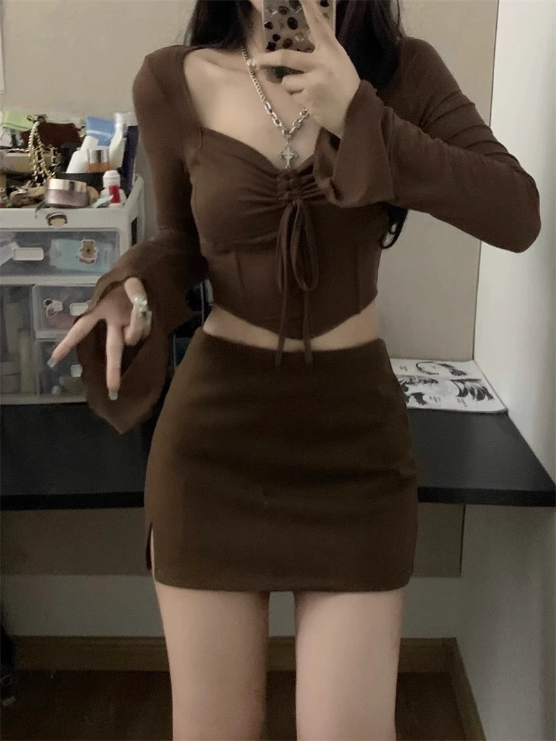 辣妹｜皺摺包臀裙