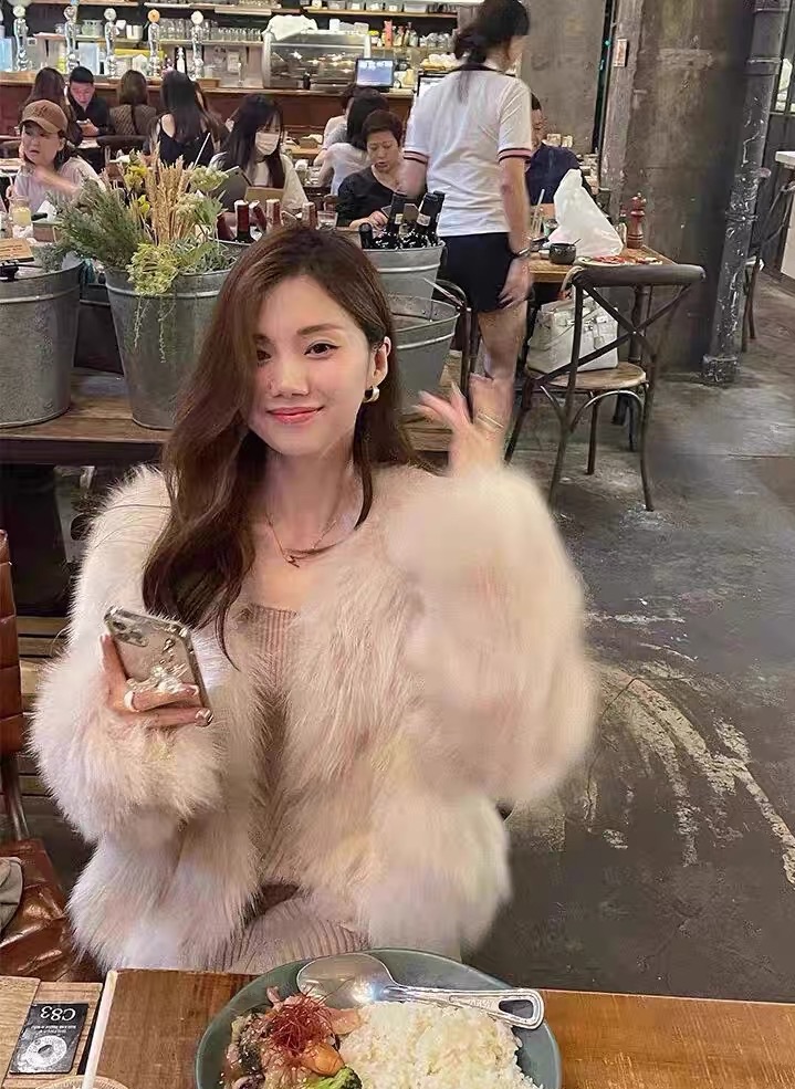 蓬鬆毛絨短外套（短款）