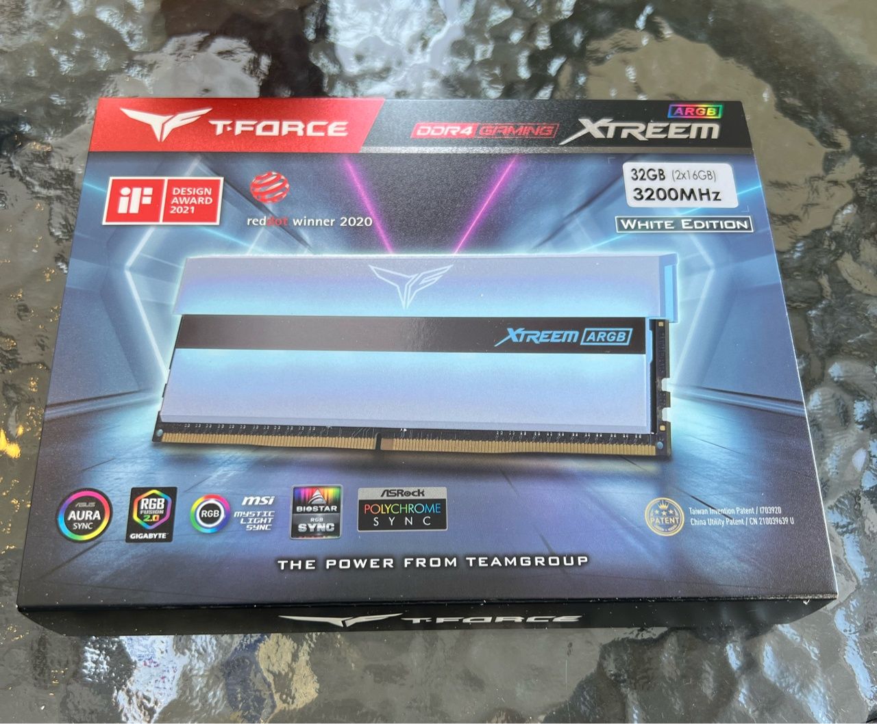 十銓T-FROCE xtreem DDR4 3200 32g kit 白色 （RGB）