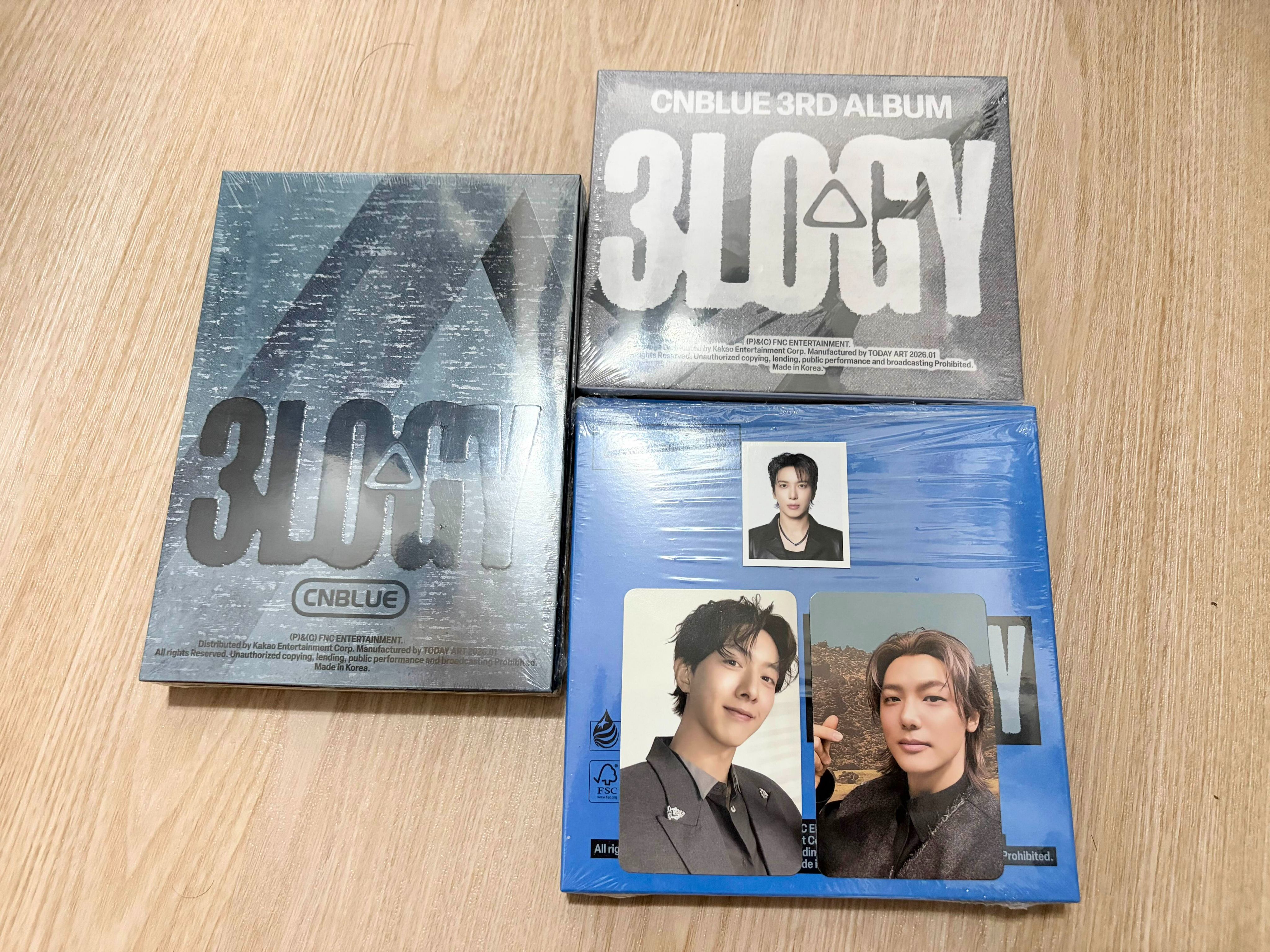 3LOGY專輯（BANDANA已拆全專+SLEEVE未拆專+POSTCARD未拆專）