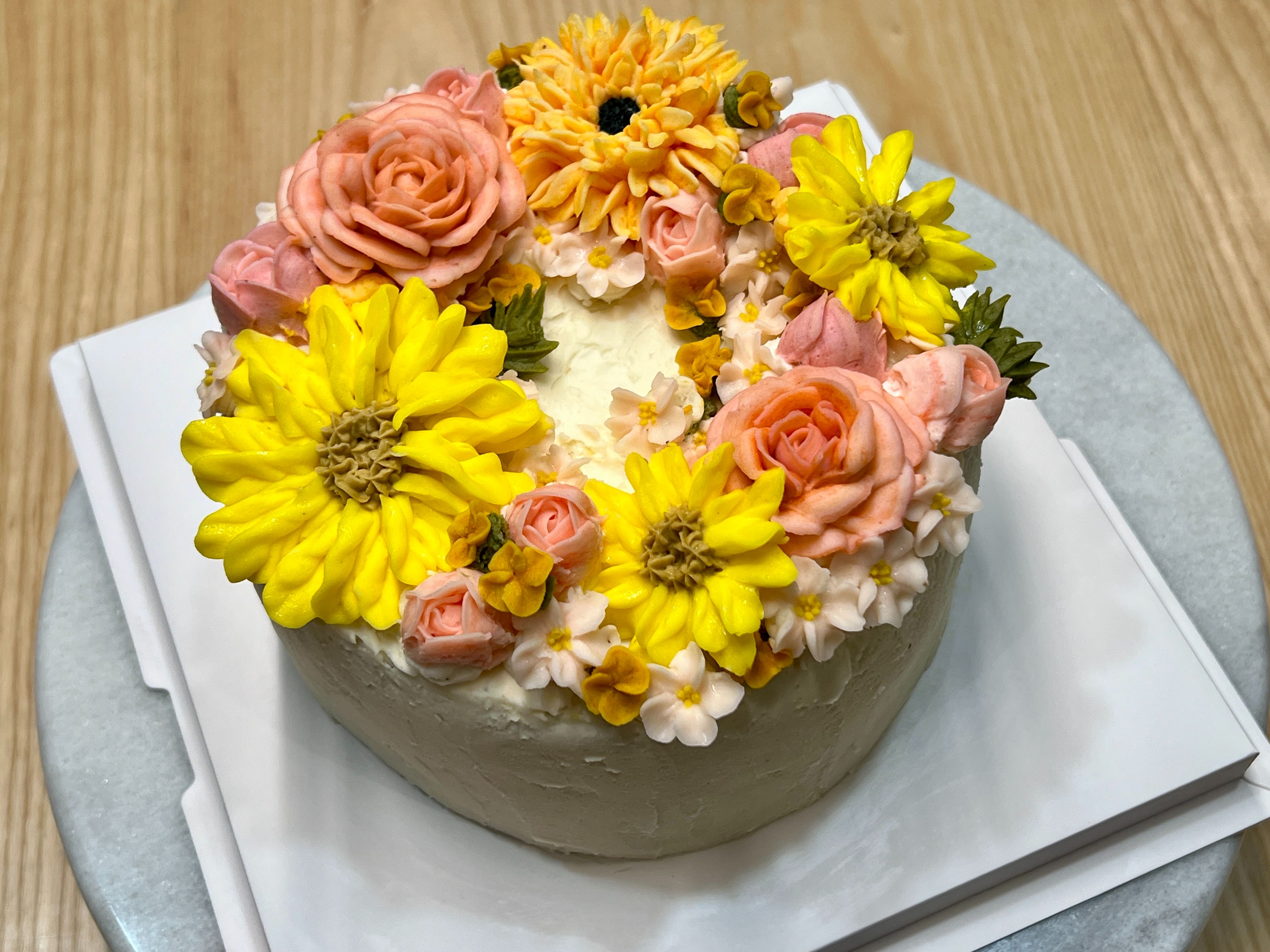 六吋客製化蛋糕__花圈形