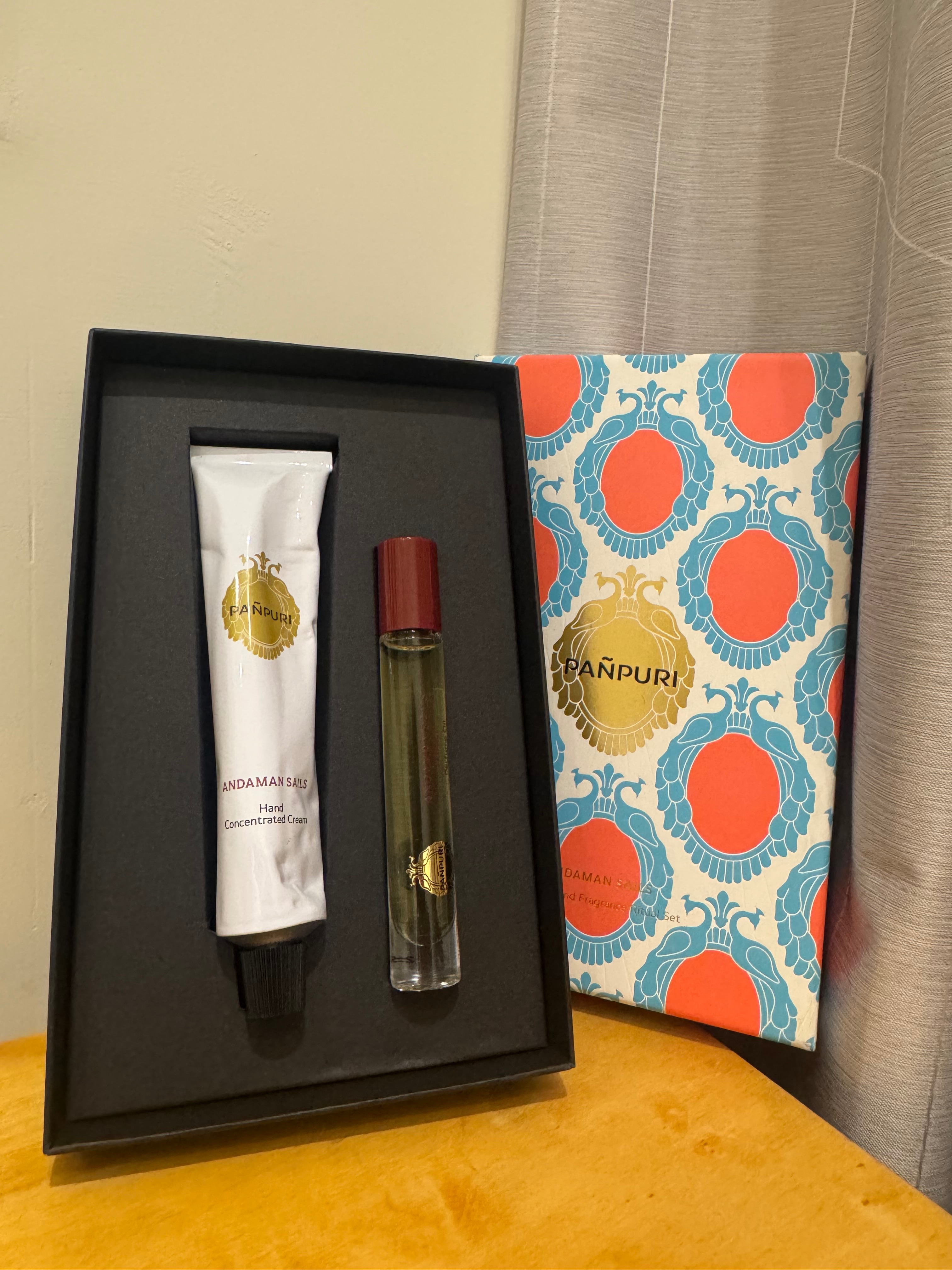 泰國 Panpuri PANPURI ANDAMAN SAILS 安達曼海洋萃取香水油 10ml + 護手霜