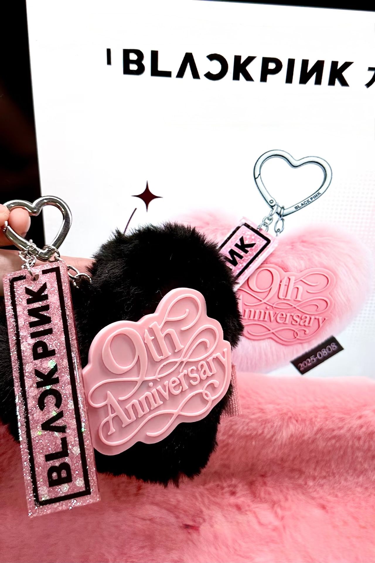 BLACKPINK原創 九週年紀念勳章吊飾（已含包材）