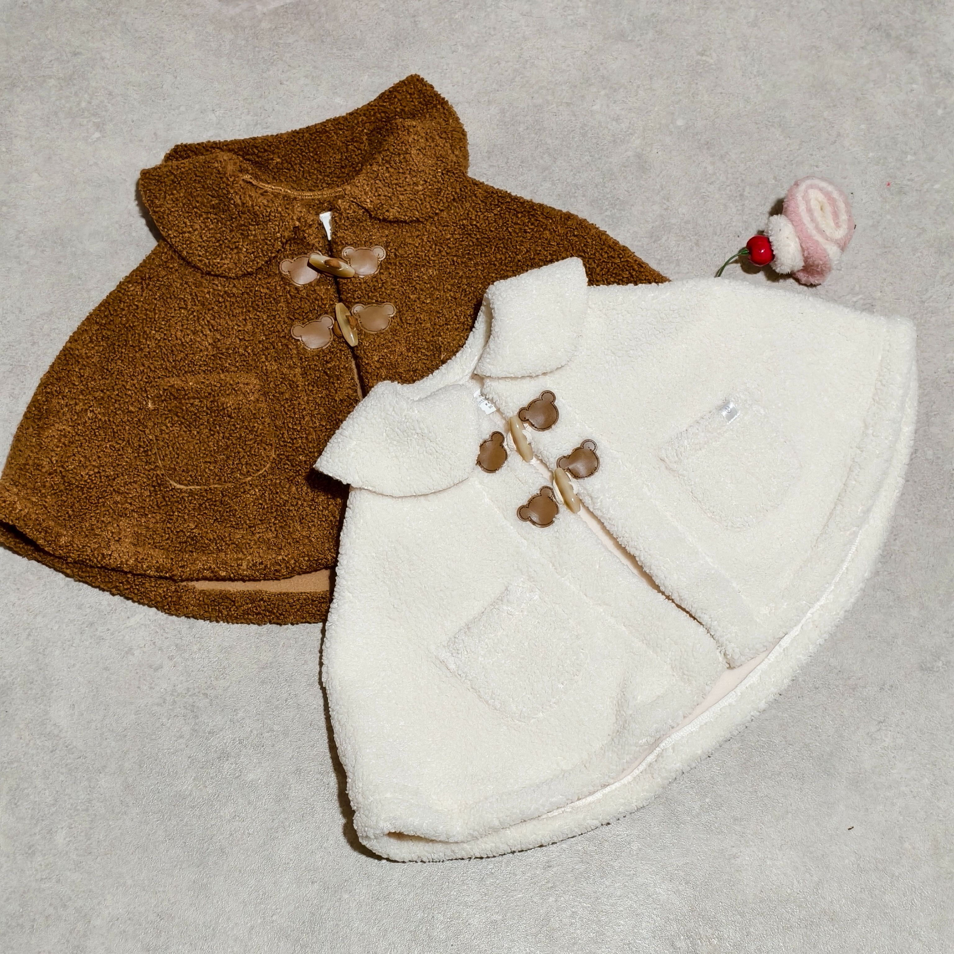 🅟🅤🅕🅕🅢 現貨  Ⅰ 絨絨斗篷 Ⅰ