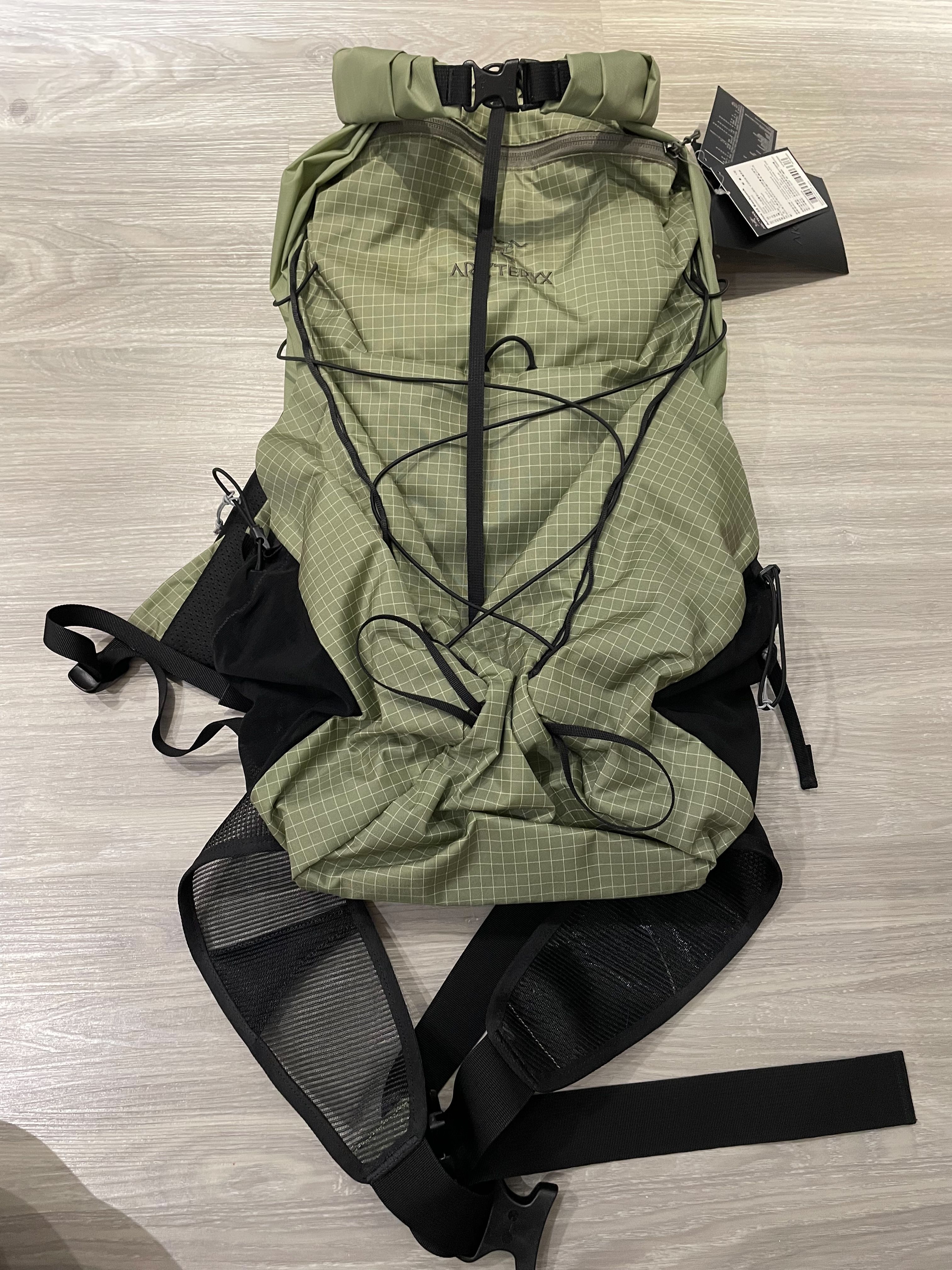 Arcteryx 始祖鳥 Aerios 35L輕量登山包 卡洛斯綠 糧草綠