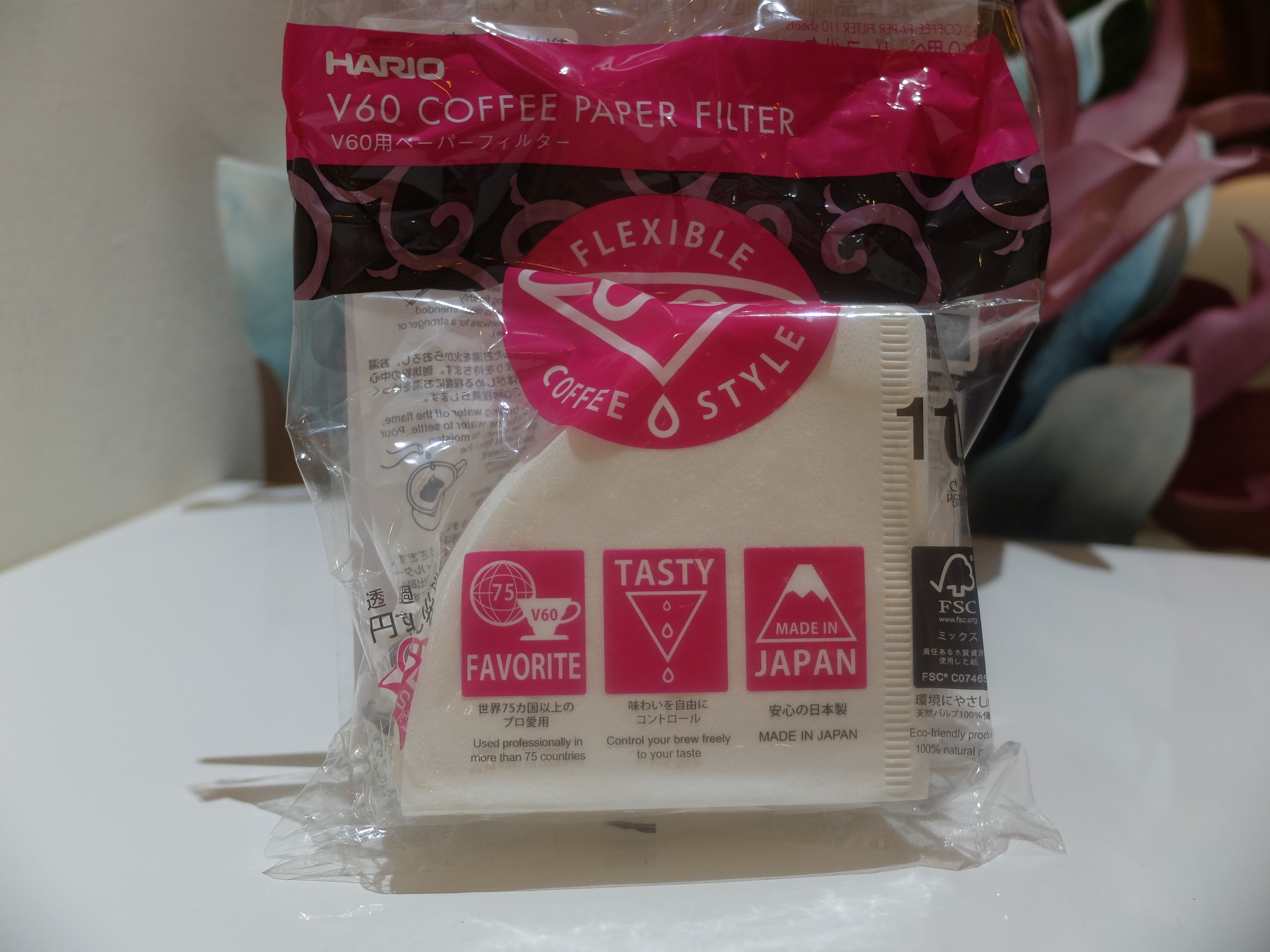 Ｖ型咖啡濾紙HARIO V60 01（1~2人份）HARIO V60  02（ 1~4人份 ）110張入/包