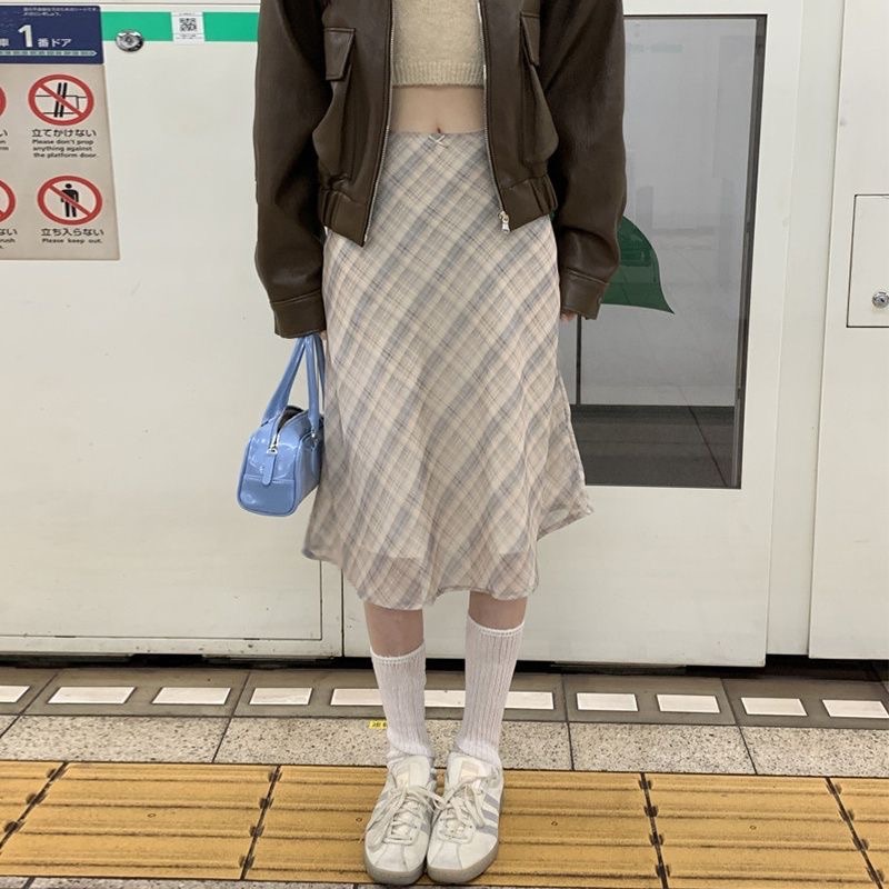 格紋半身裙