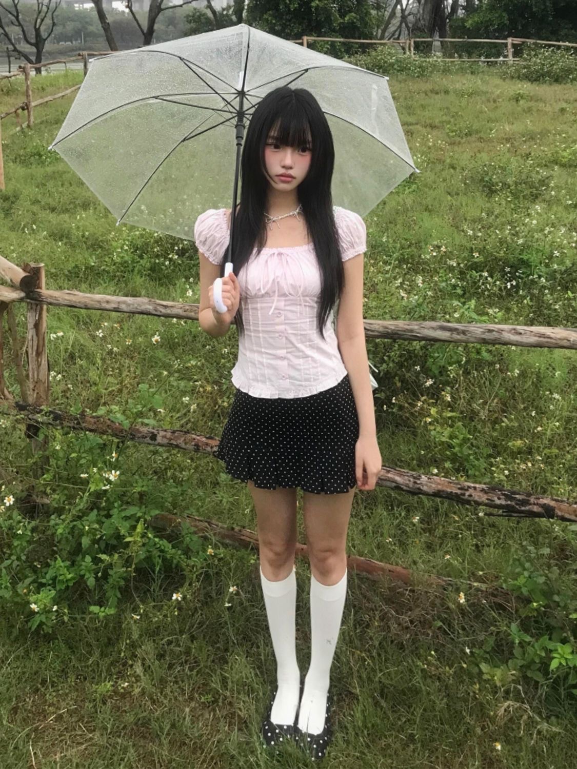 韓系粉色泡泡袖襯衫/ 波點百褶裙