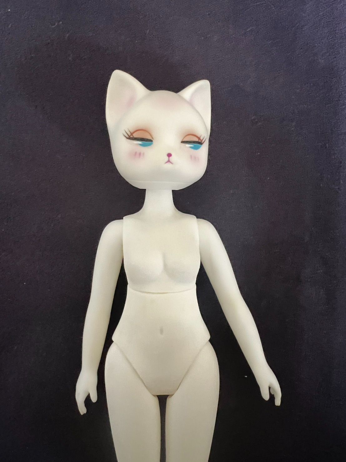 Mariko cat