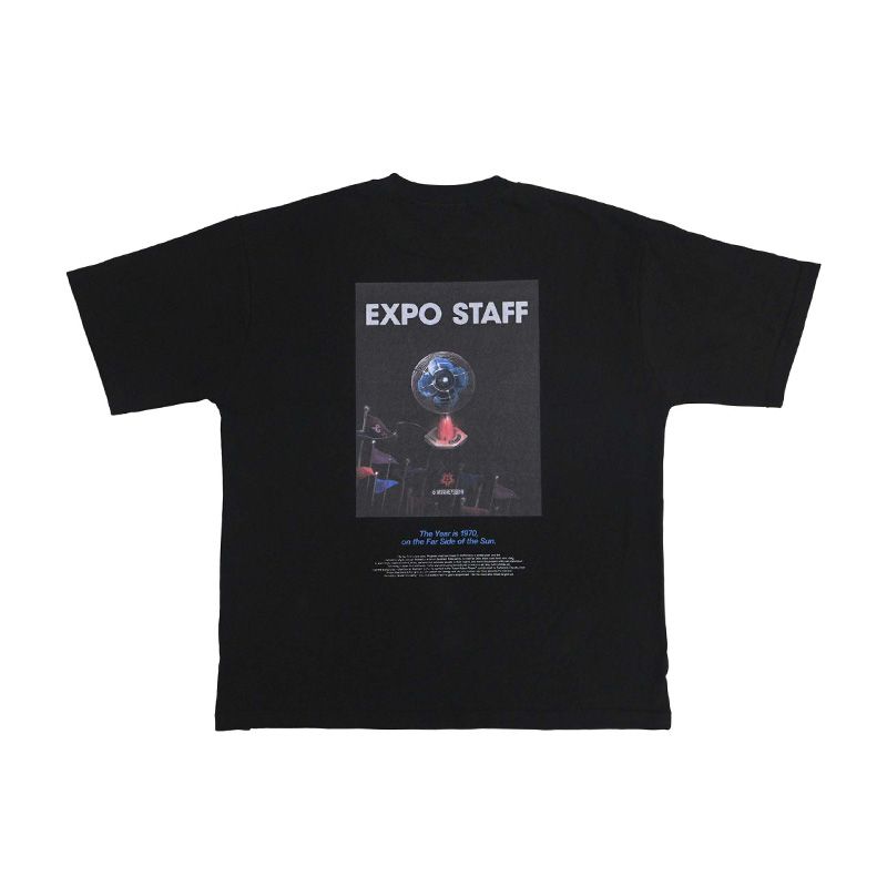萬博員工組合，EXPO STAFF TEE與EXPO STAFF SCARF組合，就是短T+領巾組合