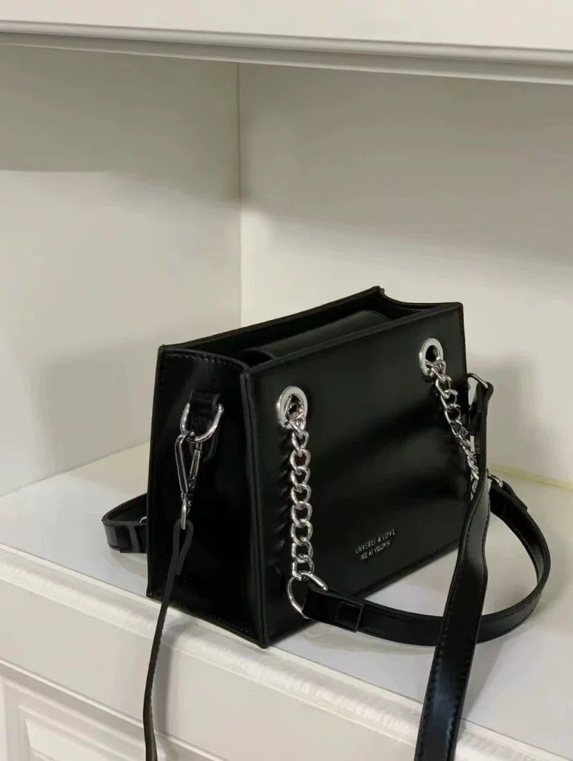 出清全新 黑色亮面芳包