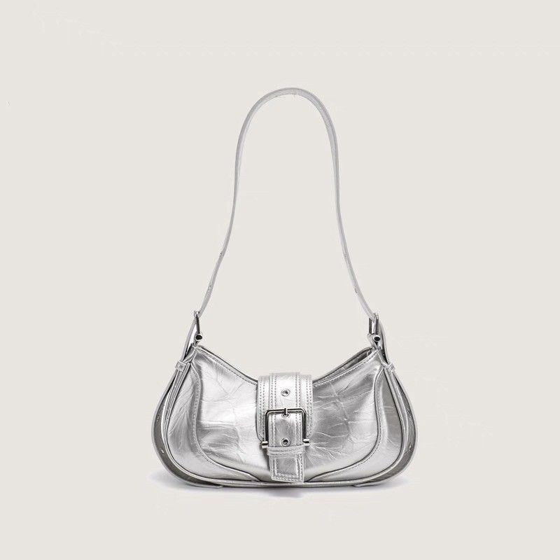 出清全新 銀色酷辣風包包