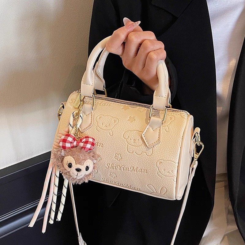 出清全新 米白小熊印花波斯頓包