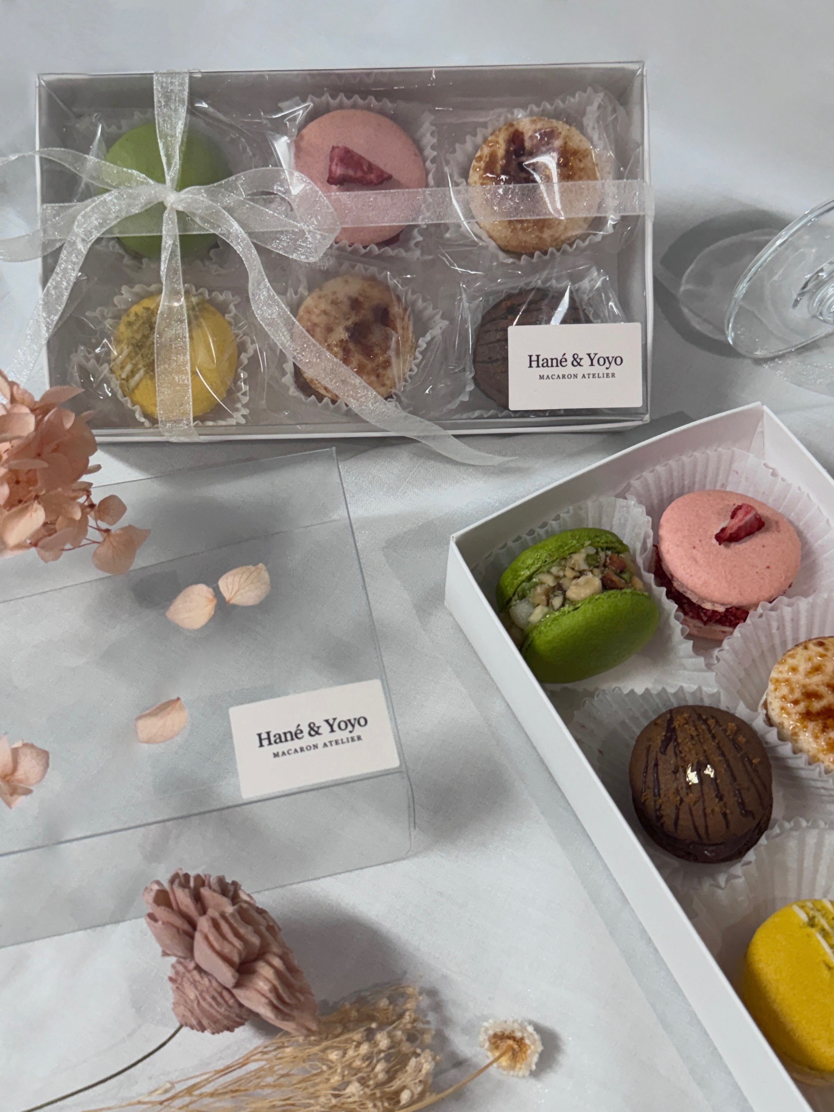 法式馬卡龍禮盒 French Macaron Gift Box — Hané & Yoyo MACARON ATELIER Hané & Yoyo Macaron Atelier