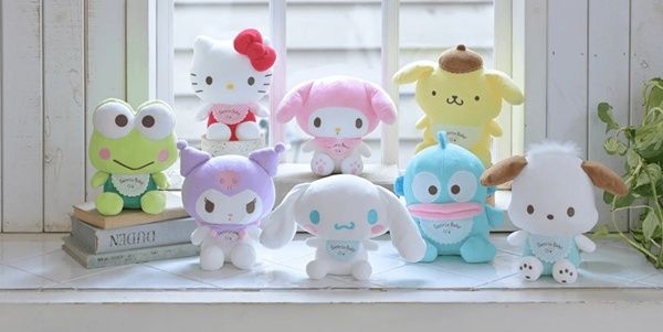 小怪獸日本代購🌸預購 三麗鷗 寶寶的第一個玩偶好朋友 圍兜兜款 娃娃 可水洗