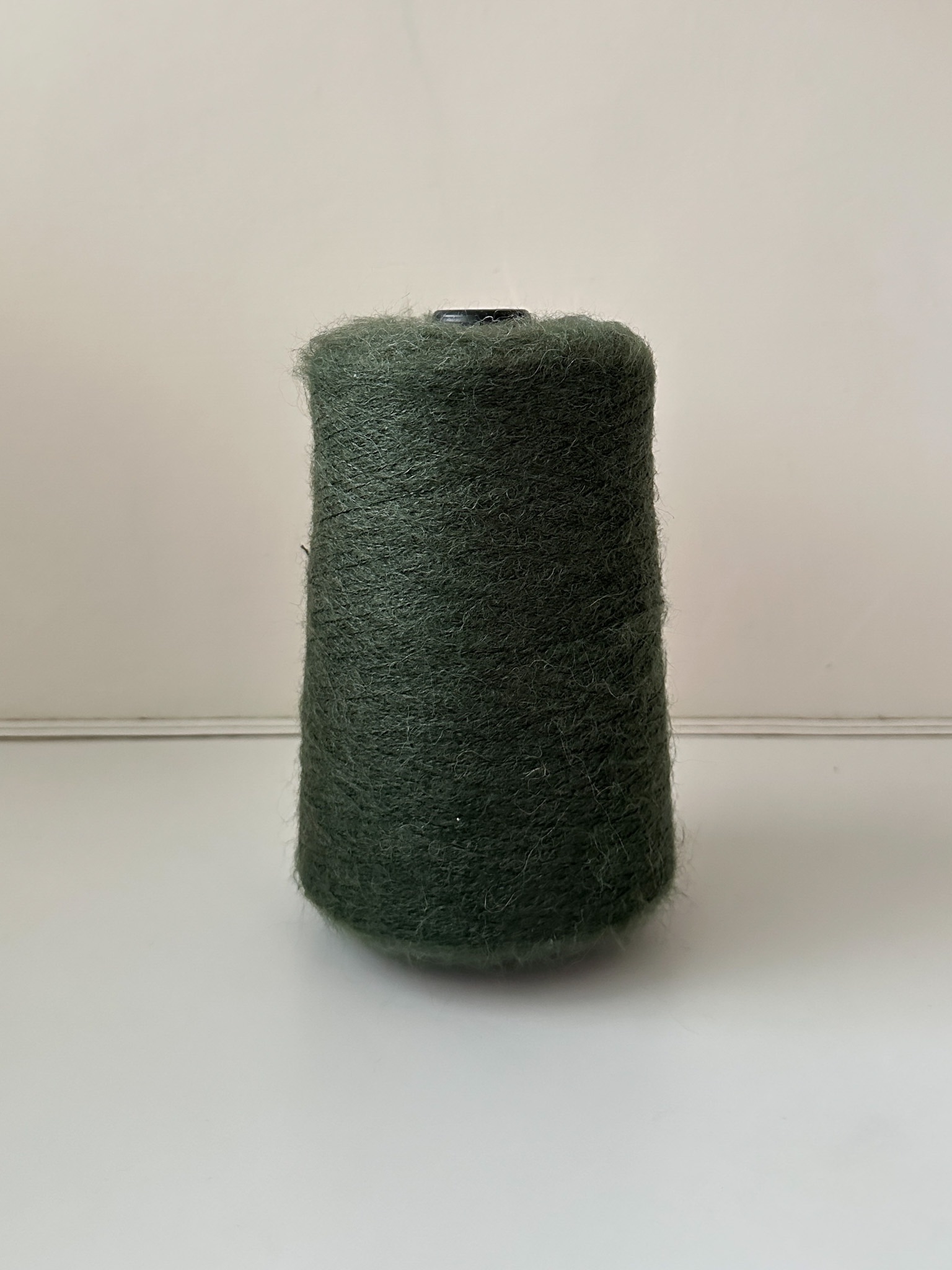 蓬鬆系列 05｜義大利萬支中細馬海毛 - 軍綠