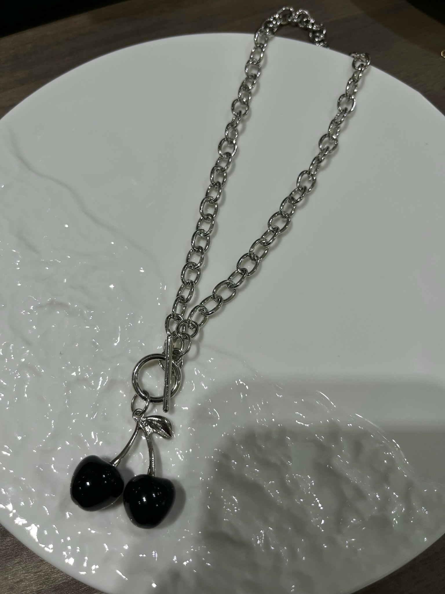 黑櫻桃甜酷OT扣項鍊🍒🖤