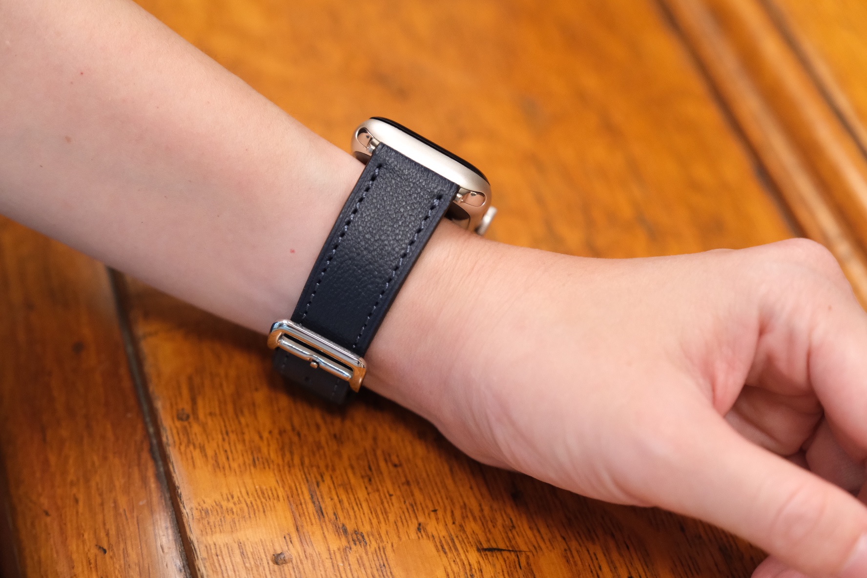 （暗夜藍） 植鞣山羊皮 Apple Watch band