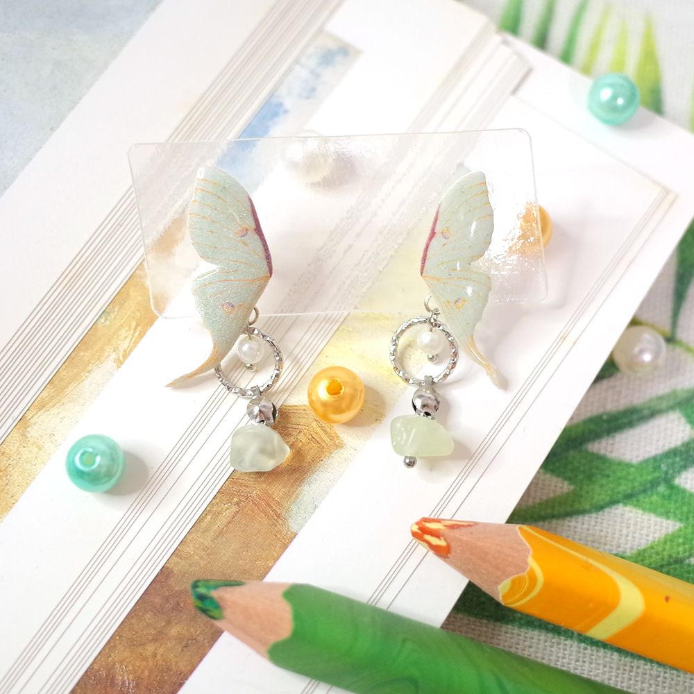 臺灣特有種蝶蛾貼耳耳環│臺灣長尾水青蛾/西風翠灰蝶