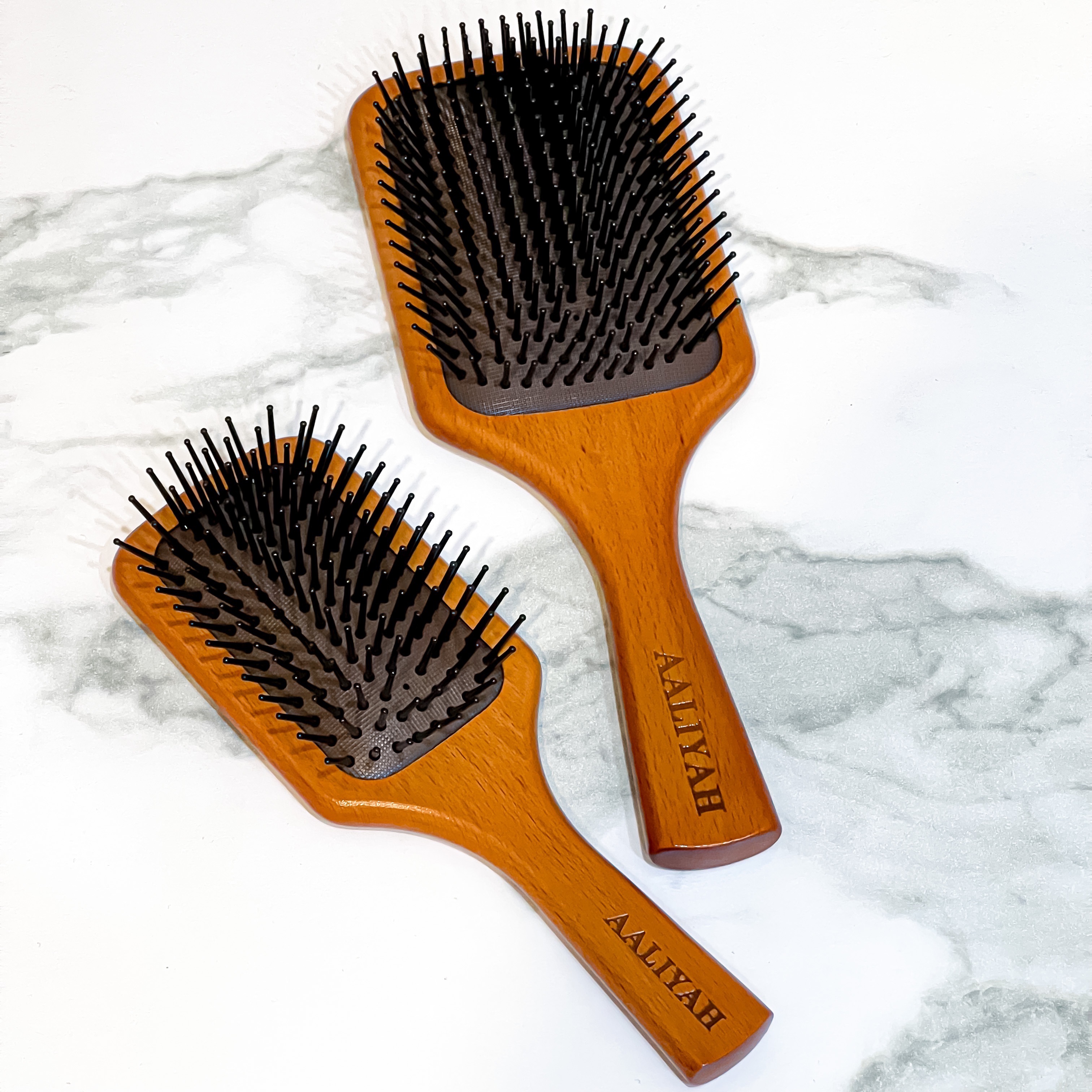 Aaliyah櫸木氣墊按摩梳