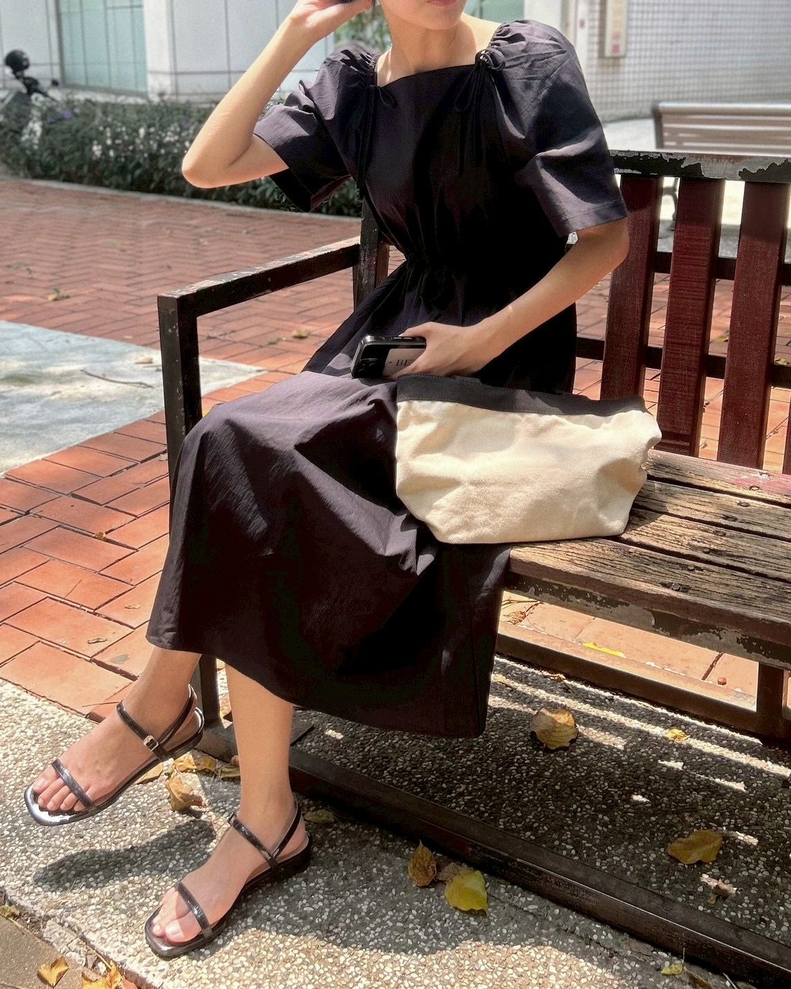 平口蝴蝶結洋裝
