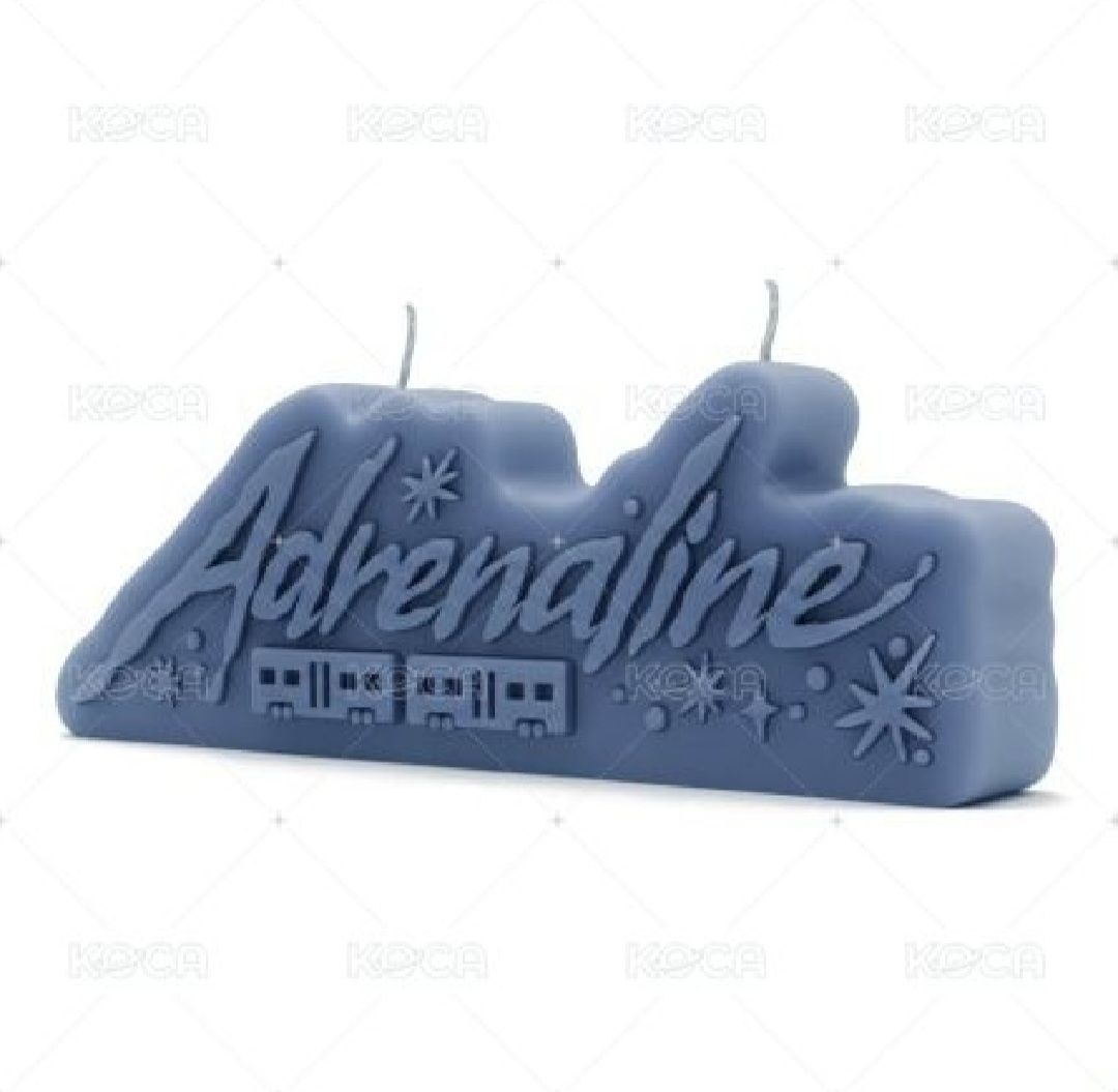 快閃店榮卡套+蠟燭（無小卡）小卡要拆開保護可備註