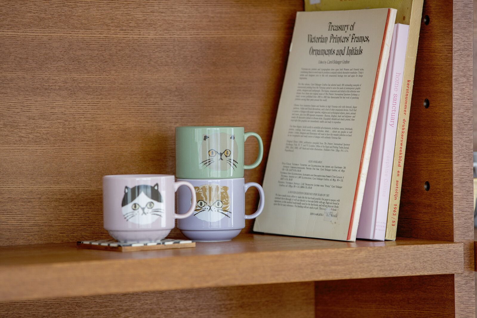 日本雜貨CDF秋冬新品 大頭貓咪馬克杯 杯墊