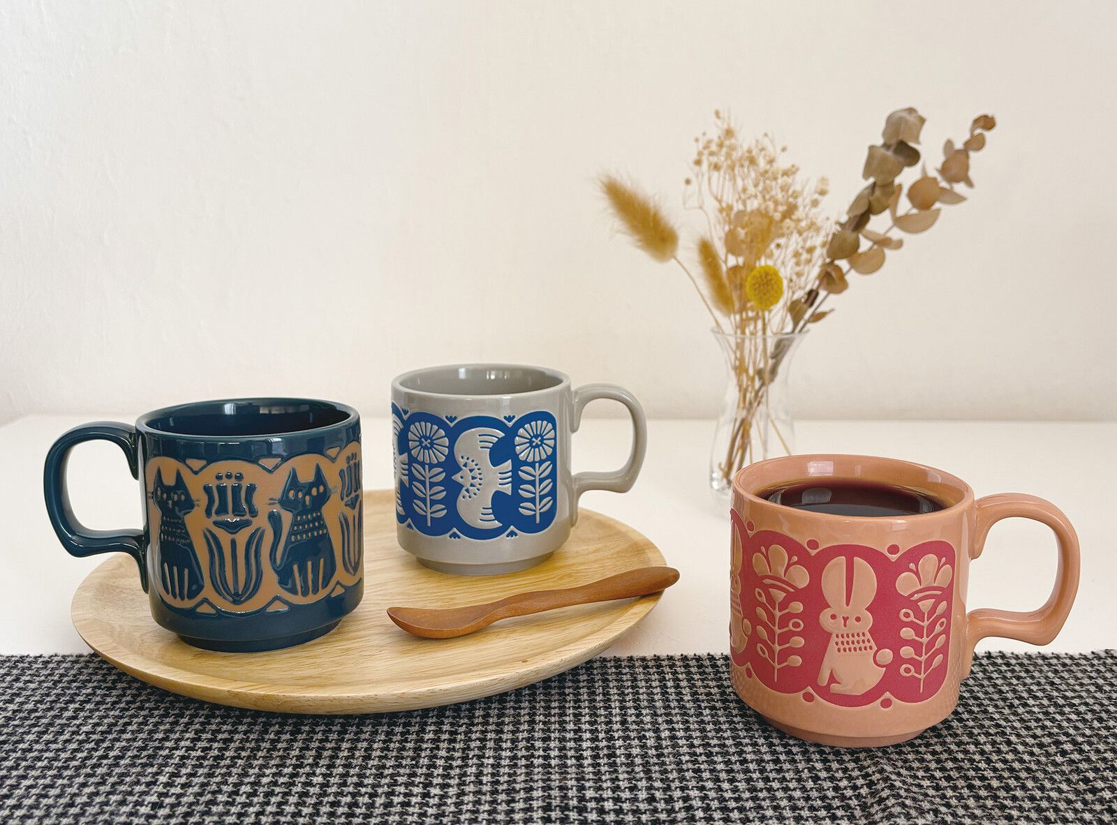 日本 decole 浮雕馬克杯