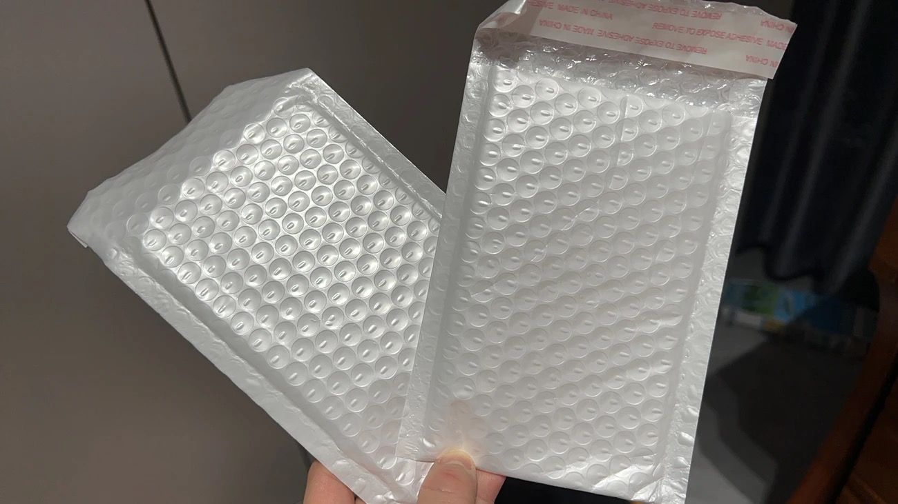 氣 泡袋｜ 氣 泡紙（買多份不裁切卷一卷給您）