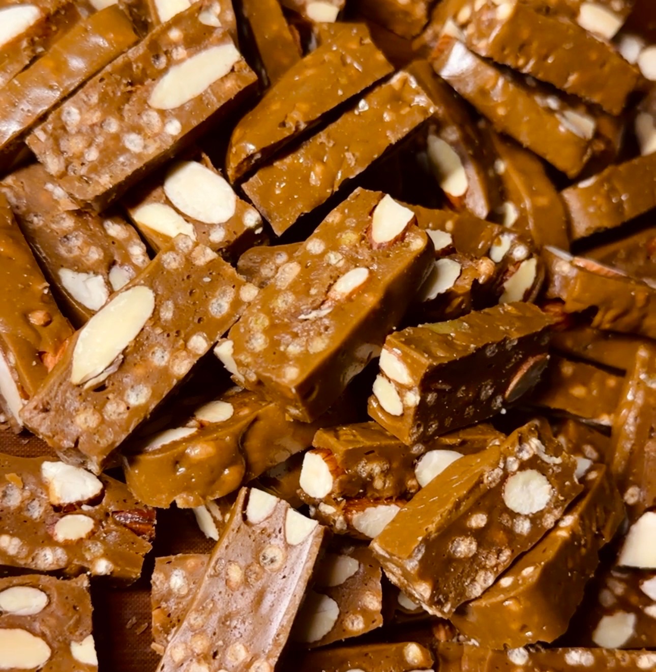 Mmmmh! 玄米杏仁太妃糖 🫧小包100克🫧[$180/包]