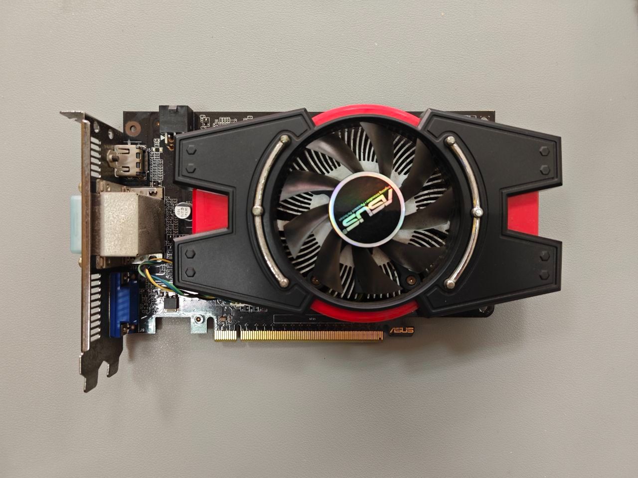 8.Asus-GTX650ti-1G