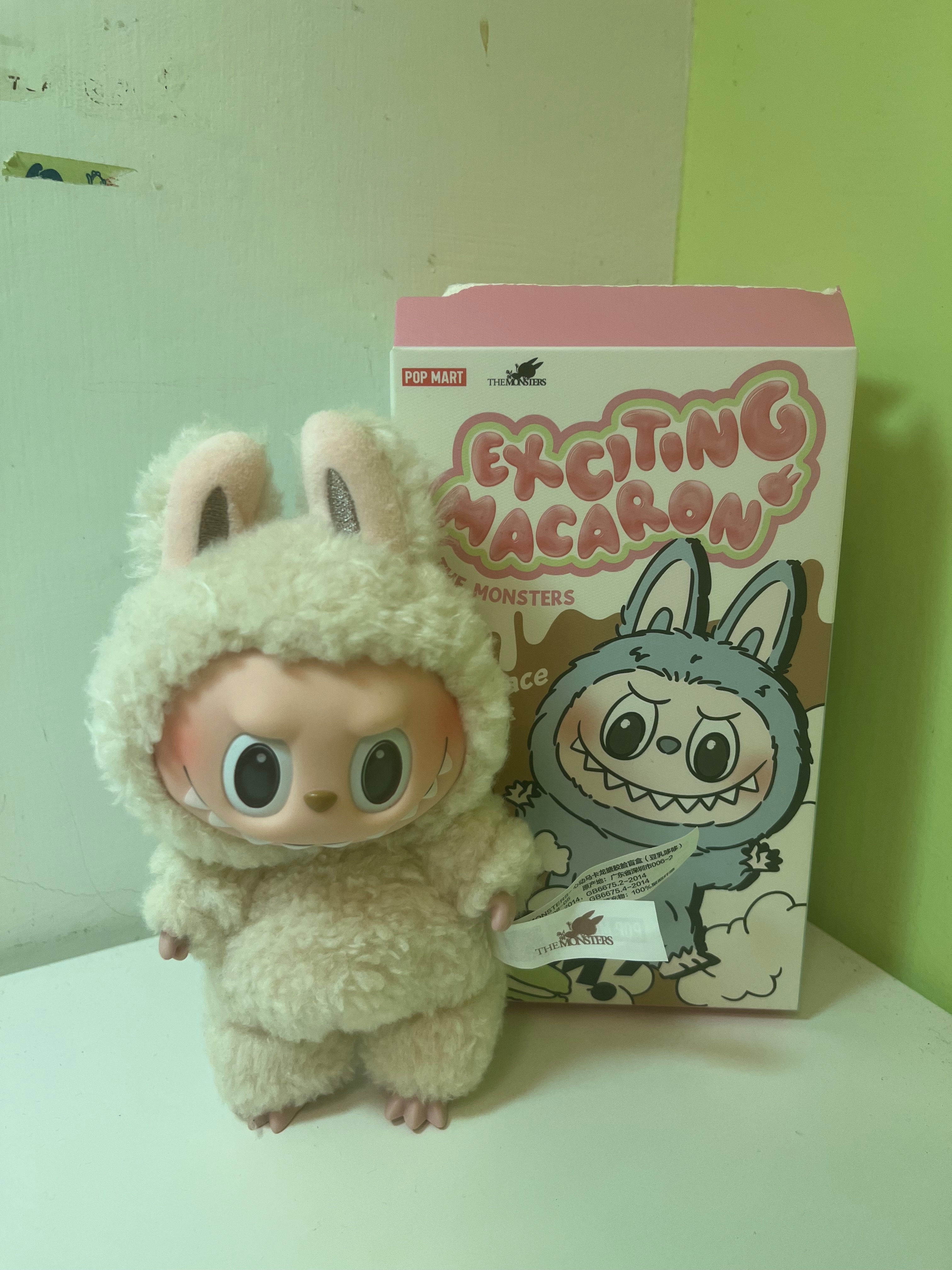 POP MART LABUBU 糖膠盲盒/Soymilk