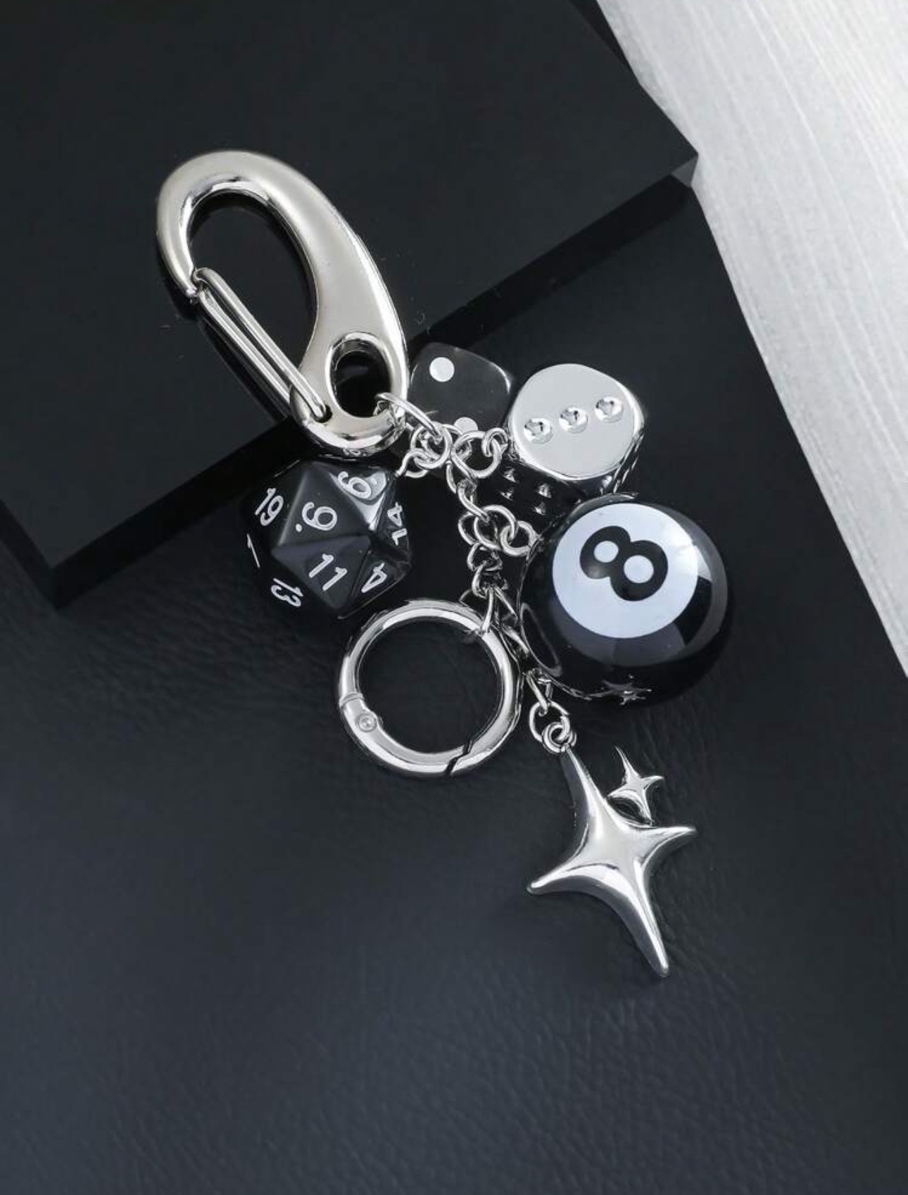 【化合選物】C3-034黑八樣式金屬鑰匙圈吊墜 褲鏈 男女穿搭 首飾