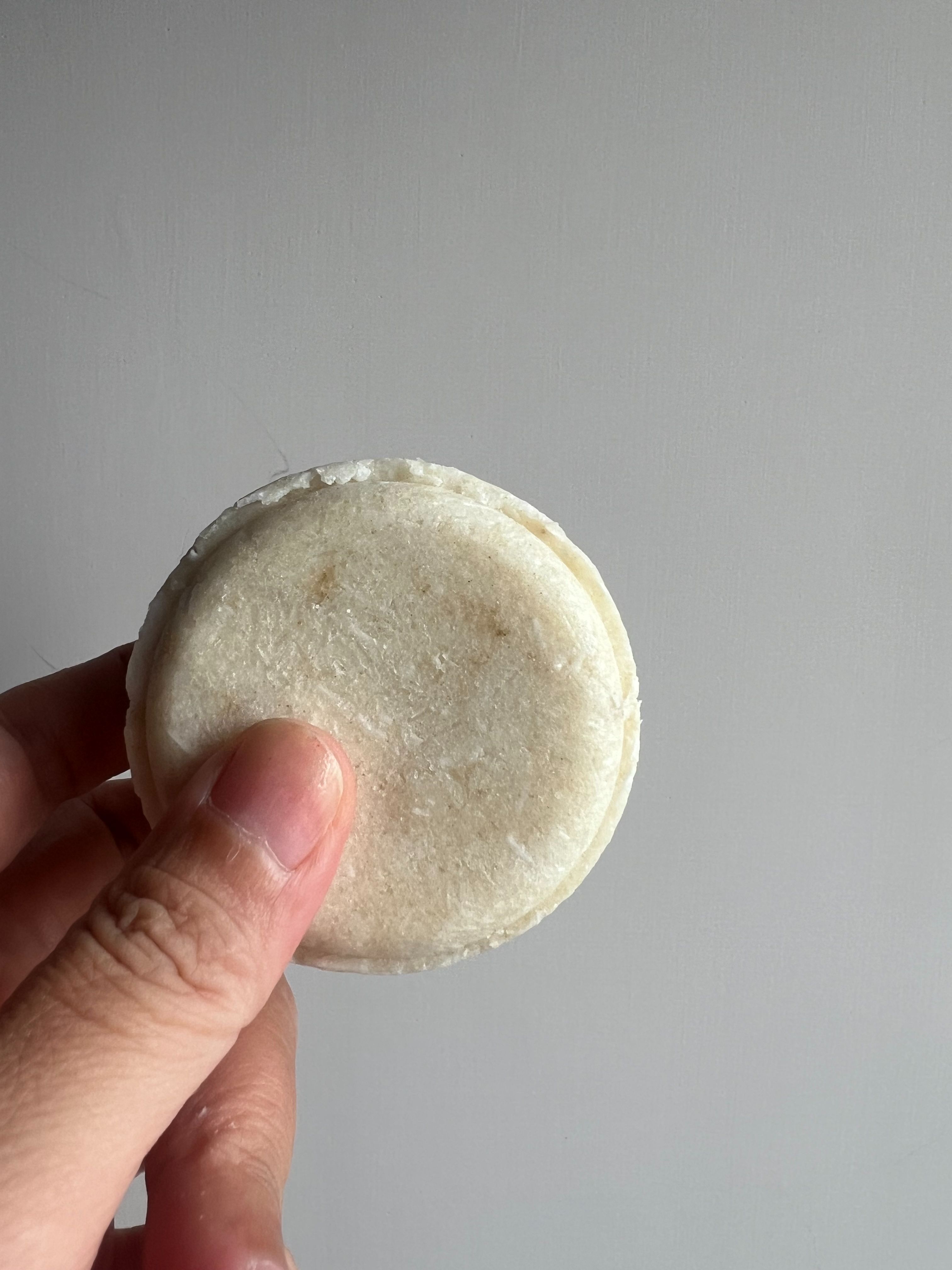 好人緣洗髮餅 - 滋潤型/Spazio Bianco 閱讀空白 （適合各種髮質跟頭皮） ＊任三顆免運費