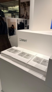 現貨！Jennie攝影展代購