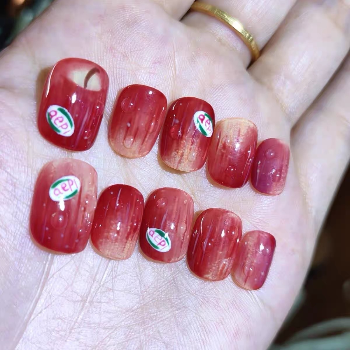 蘋果穿戴甲