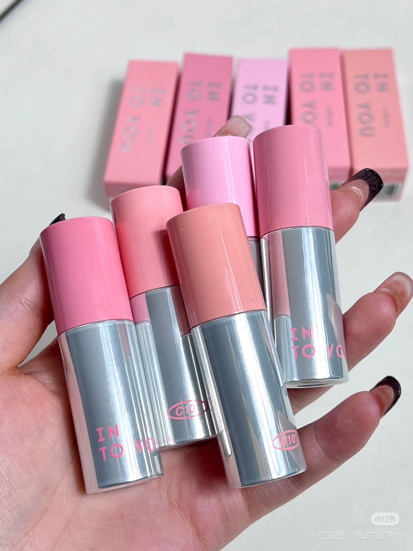 Into you 二代空氣唇泥