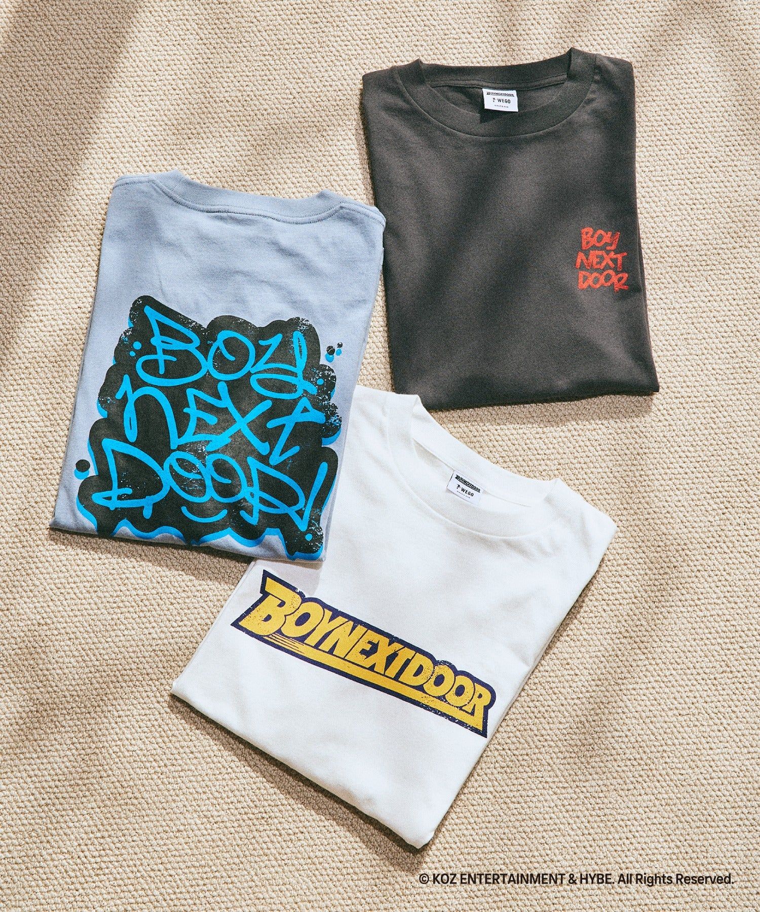 WE GO 灰黑色紅字上衣