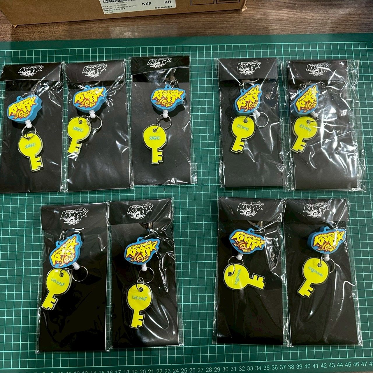 日巡 KNOCK ON Vol.1-吊飾