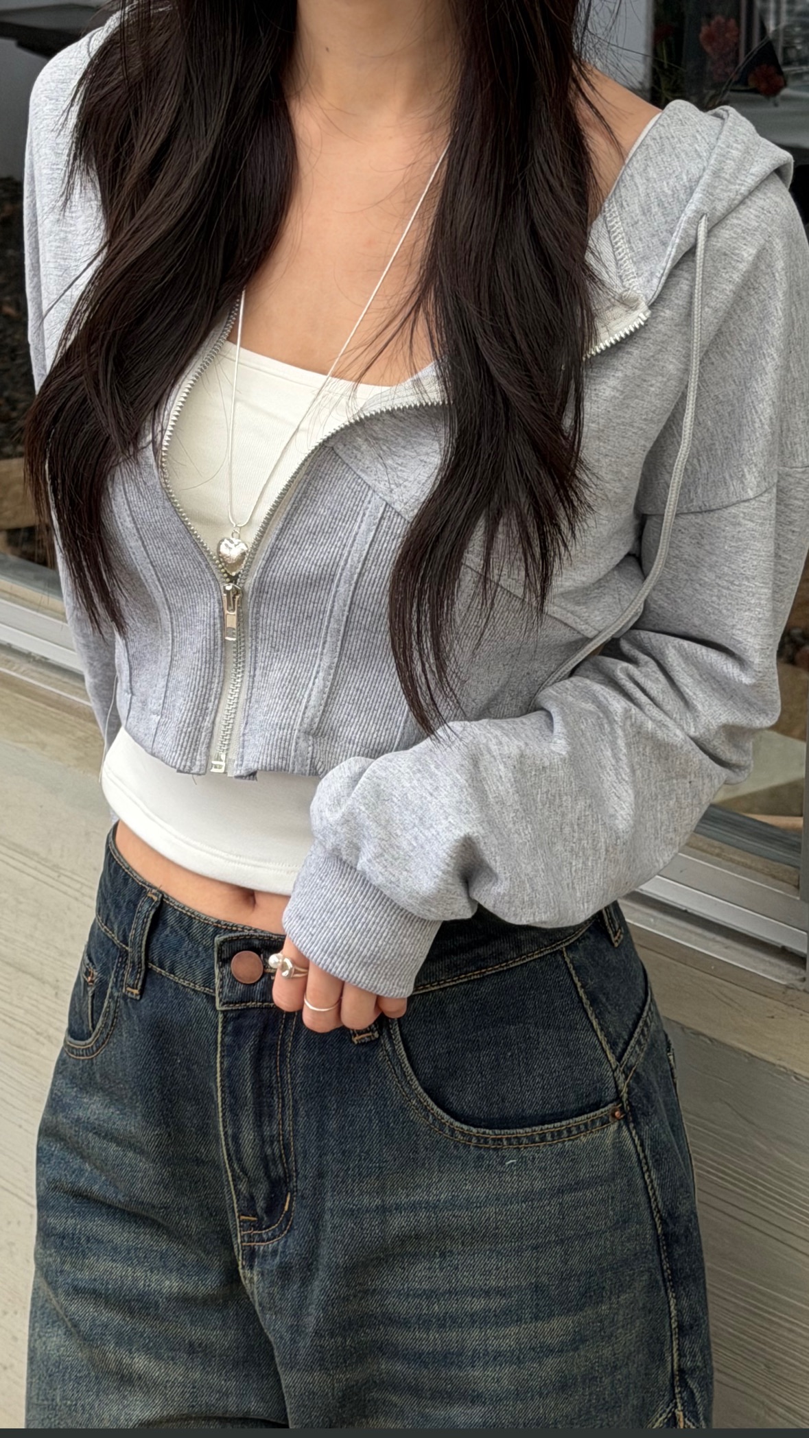 035日常百搭推推!輕薄短版收腰小外套