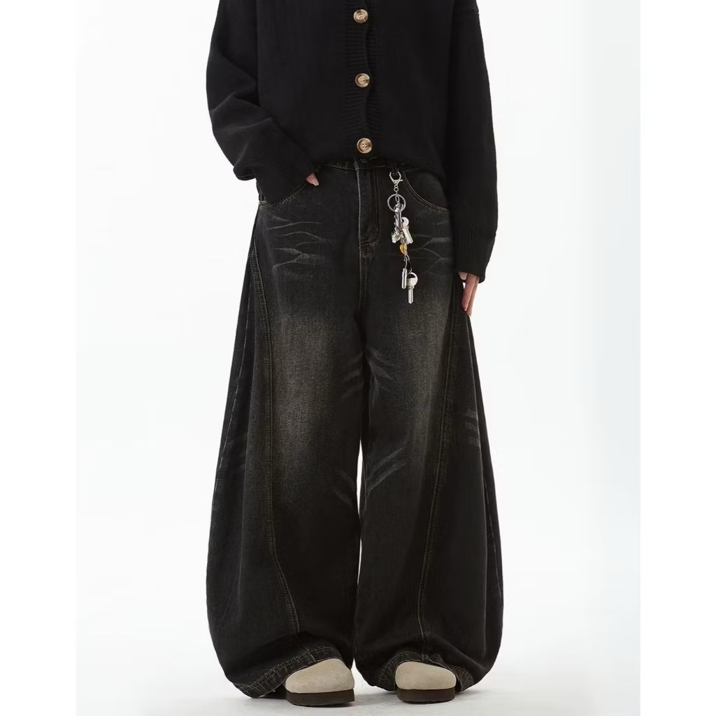 𝐌𝐞𝐫𝐚𝐤𝐢 斑駁水洗彎刀牛仔褲