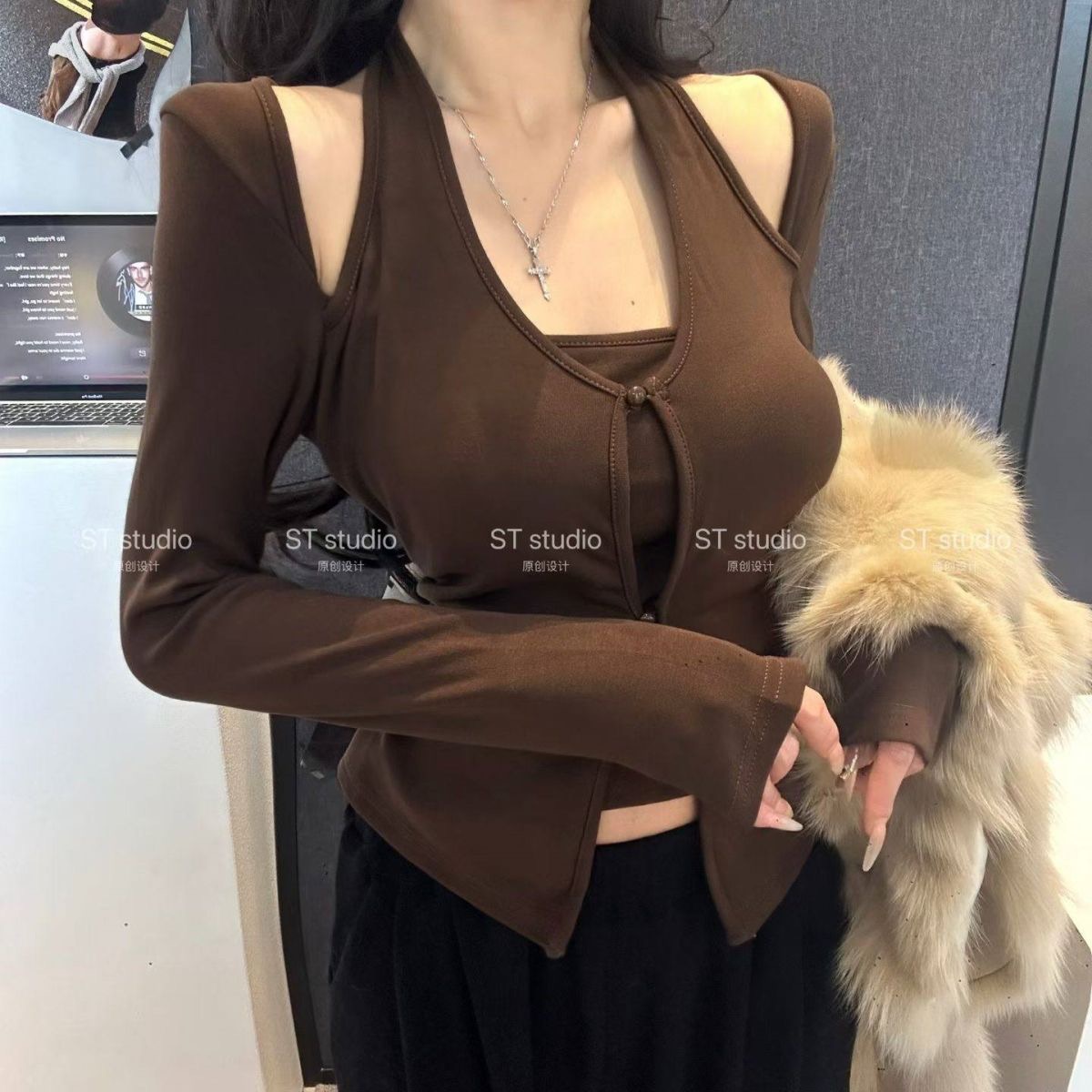 韓系掛脖拼接長袖上衣