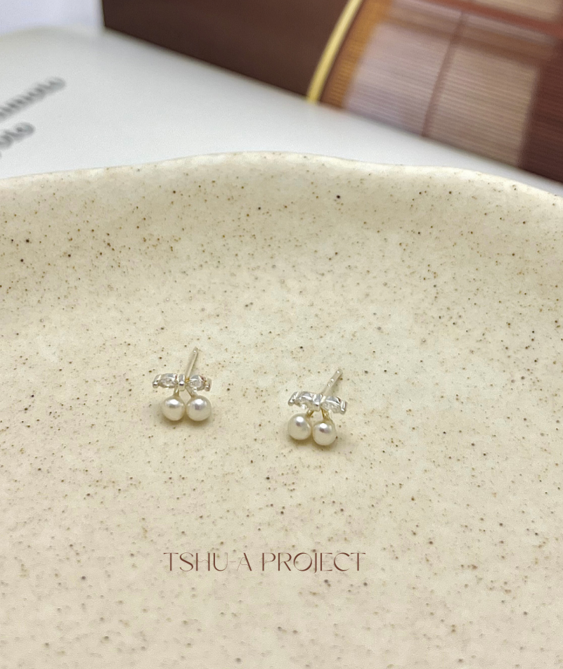 櫻桃微光！925純銀鑲鑽鋯石櫻桃耳針耳環珍珠日常配戴 TSHU-A PROJECT | 蔡計畫 韓國飾品