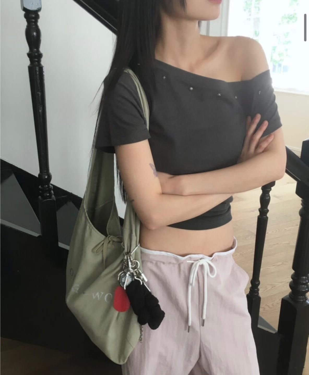 🇰🇷 鉚釘星星T