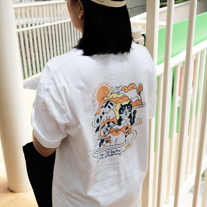 白色貓島 T / 白天貓島