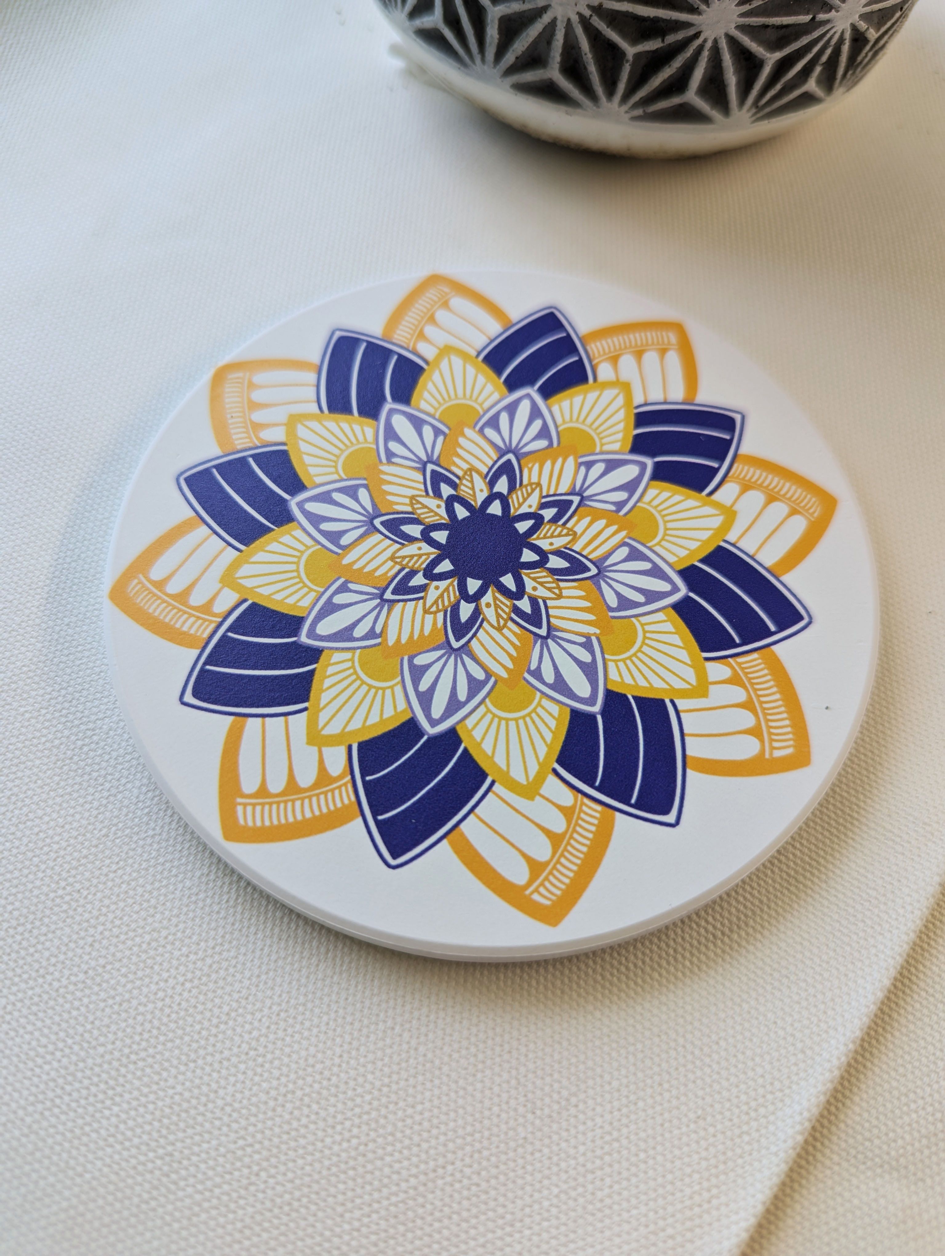 曼陀羅吸水杯墊-花開滿願｜YinDesign原創插畫｜原創插畫療癒系列