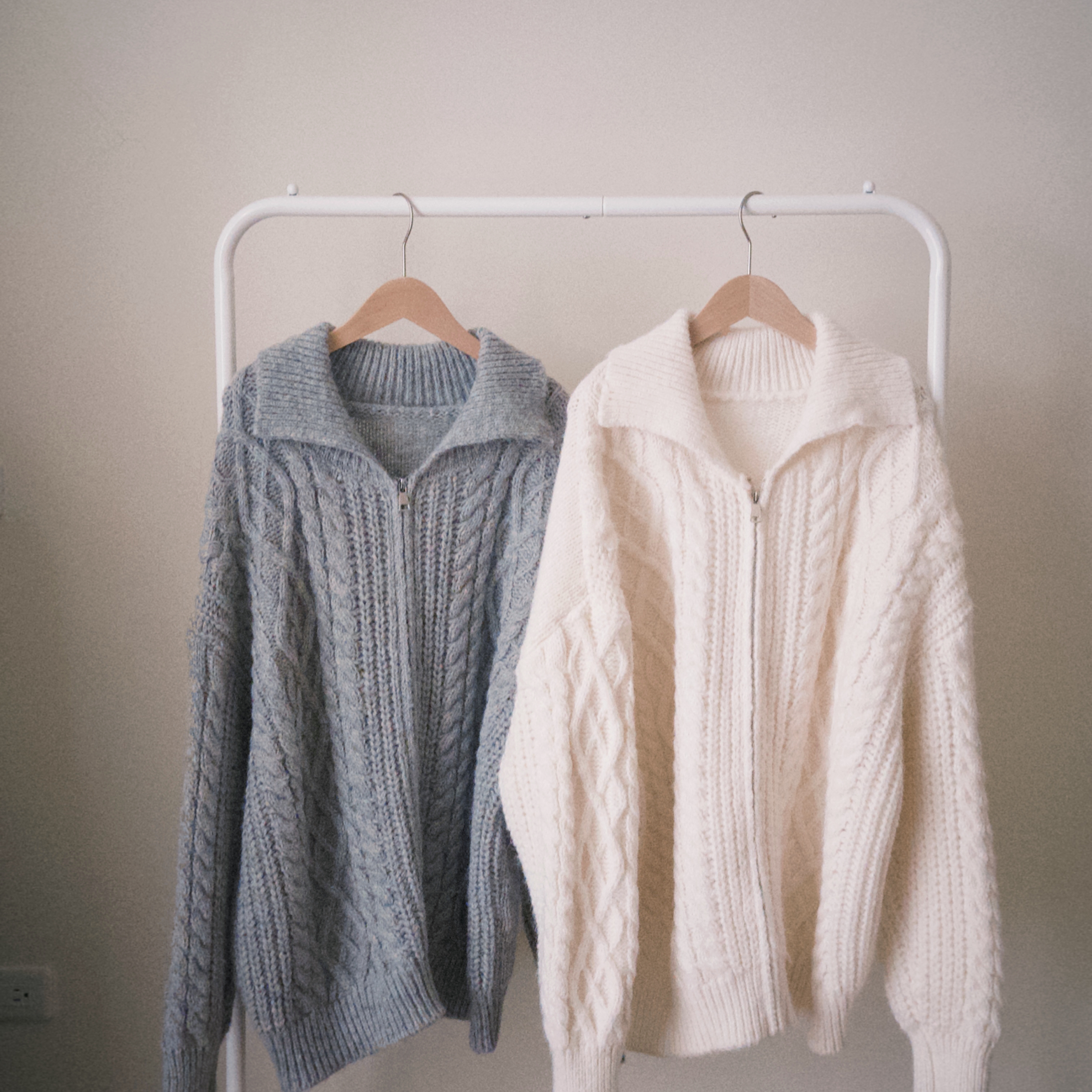 -LUNA-（質感編織落肩長版毛衣外套）