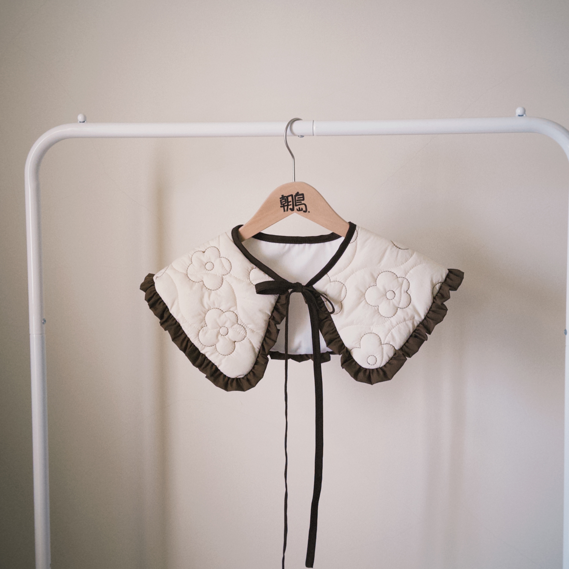 -大片巧克力-（第二匹預購巧克力花鋪棉巧克力花邊大片領）